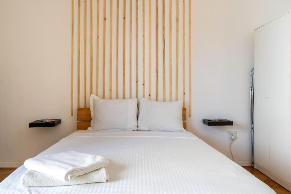 Quiet And Classic Studio With Cismigiu Park View Bucareste Exterior foto